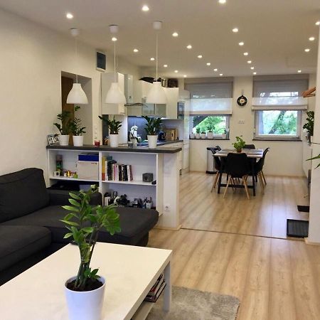 Szentalom Apartman Debreţin Exterior foto