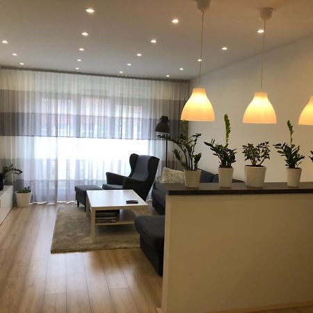 Szentalom Apartman Debreţin Exterior foto