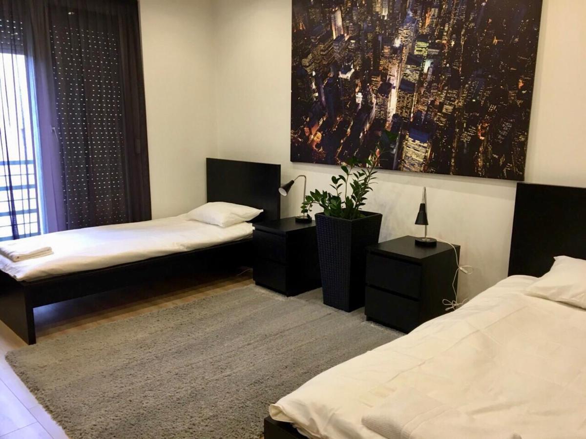 Szentalom Apartman Debreţin Exterior foto