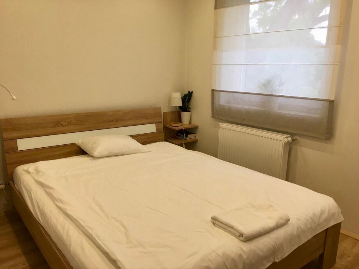 Szentalom Apartman Debreţin Exterior foto